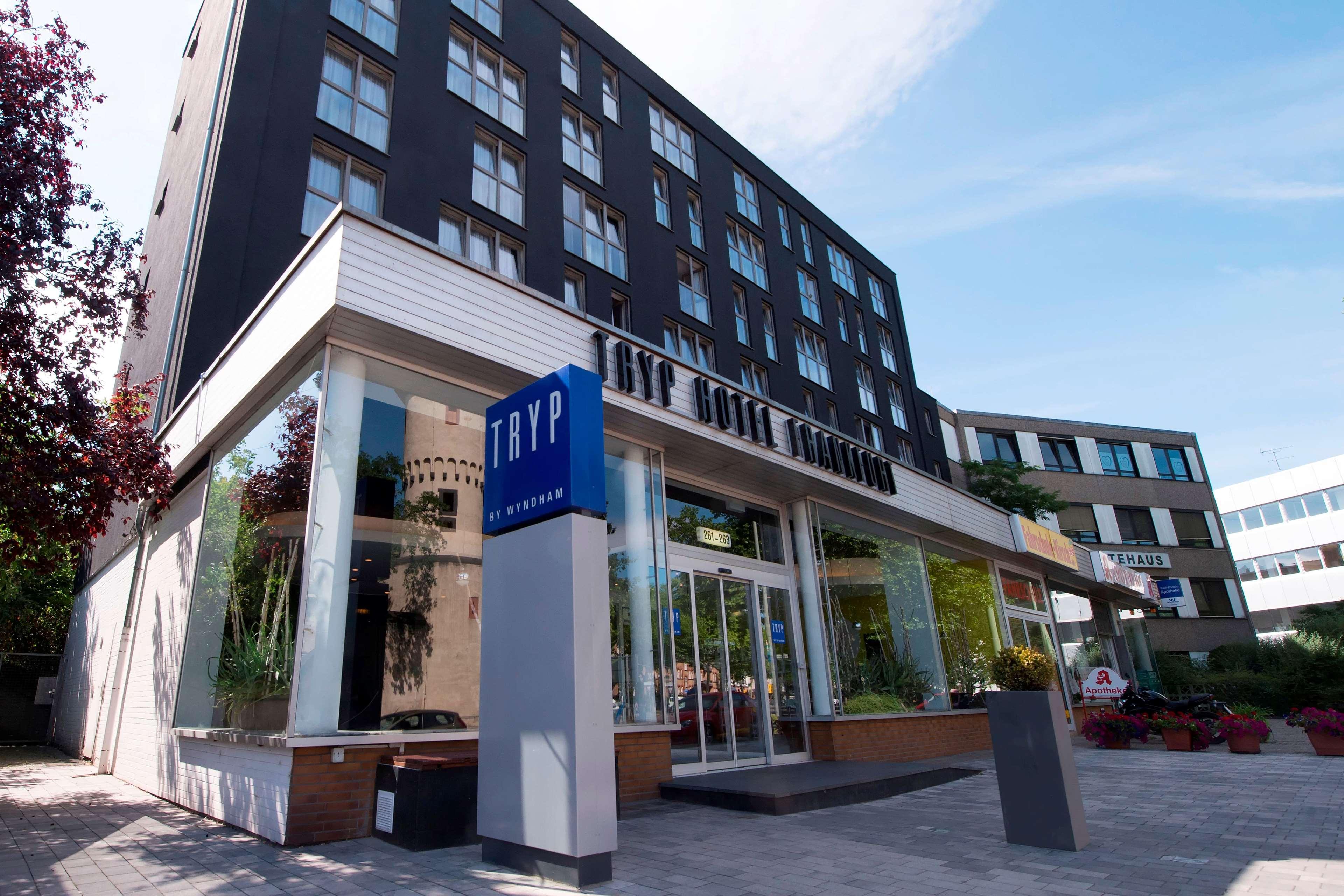 Tryp By Wyndham Frankfurt Отель